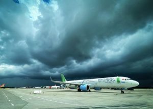 bão noru đổ bộ nhưng nhiều chuyến bay vẫn hoạt động