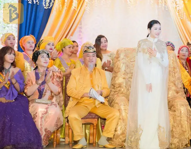 Lý Nhã Kỳ được phong làm Công chúa Châu Á của bộ tộc Mindanao – Philippines vào năm 2016.